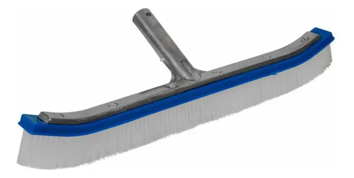 Cepillo Curvo 18 Acero Inox Nylon Alberca Piscina Panda, foto real del producto